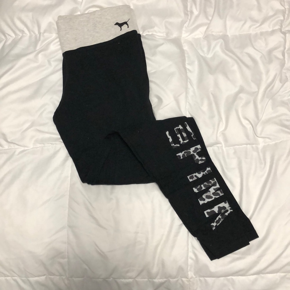 VS Pink Yoga Leggings